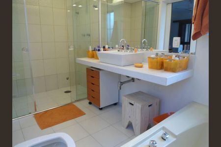 Casa de Condomínio à venda com 4 quartos, 400m² em Alphaville, Santana de Parnaíba