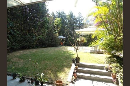 Casa de condomínio à venda com 400m², 4 quartos e 4 vagas