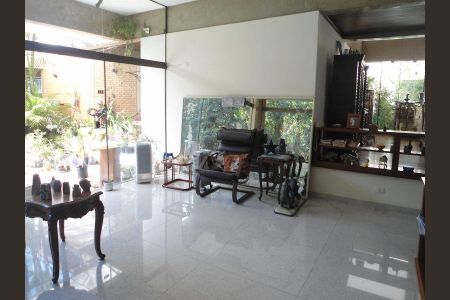 Casa de condomínio à venda com 400m², 4 quartos e 4 vagas