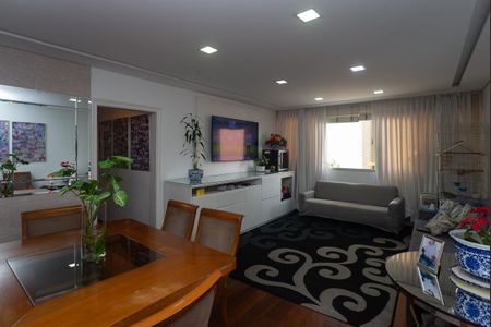 Sala de apartamento à venda com 4 quartos, 115m² em Perdizes, São Paulo