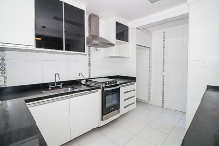 Apartamento à venda com 75m², 2 quartos e 1 vagaCozinha