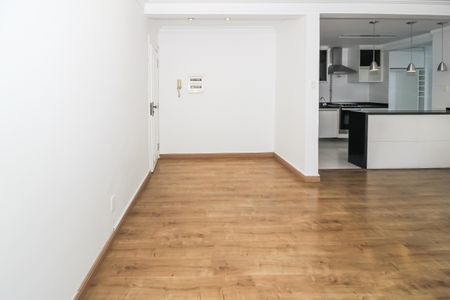Apartamento à venda com 75m², 2 quartos e 1 vagaSala