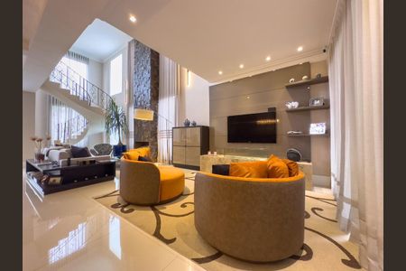 Casa de condomínio à venda com 435m², 3 quartos e 6 vagas