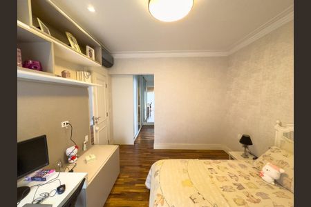 Casa de condomínio à venda com 435m², 3 quartos e 6 vagas