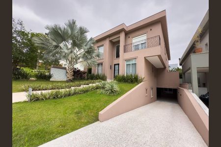 Casa de condomínio à venda com 435m², 3 quartos e 6 vagas