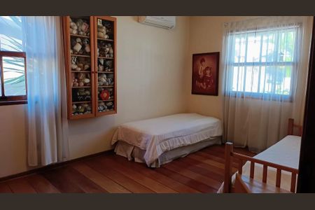 Casa de Condomínio à venda com 4 quartos, 453m² em Alphaville, Santana de Parnaíba