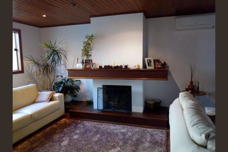 Casa de Condomínio à venda com 4 quartos, 453m² em Alphaville, Santana de Parnaíba