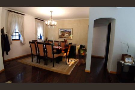Casa à venda com 3 quartos, 332m² em Residencial Tres (Alphaville), Santana de Parnaíba