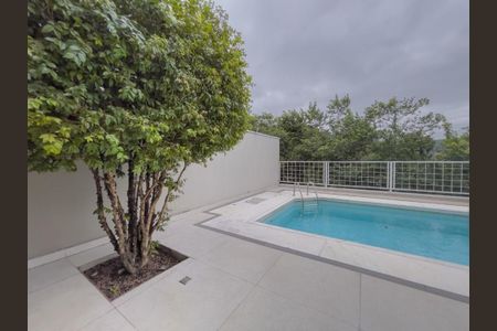 Casa de condomínio à venda com 427m², 4 quartos e 6 vagas