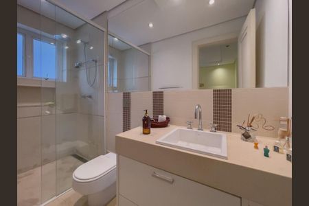 Casa de condomínio à venda com 427m², 4 quartos e 6 vagas