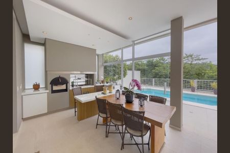 Casa de condomínio à venda com 427m², 4 quartos e 6 vagas