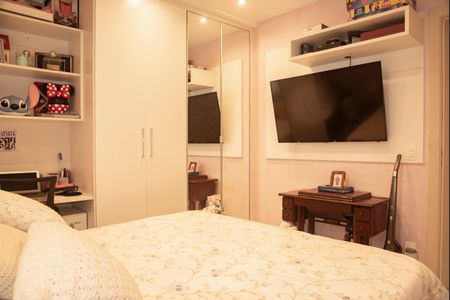 Casa à venda com 180m², 3 quartos e 3 vagasSuíte 2