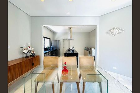 Casa de Condomínio à venda com 4 quartos, 460m² em Alphaville Residencial Plus, Barueri