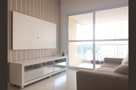 Apartamento à venda com 2 quartos, 69m² em Empresarial 18 do Forte, Barueri