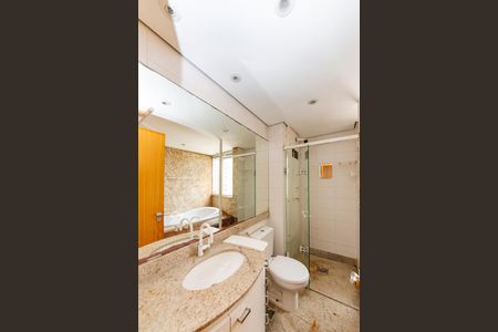 Apartamento para alugar com 96m², 3 quartos e 2 vagasBanheiro da Suíte