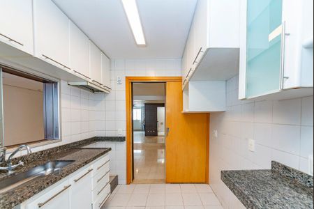 Apartamento para alugar com 96m², 3 quartos e 2 vagasCozinha