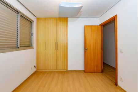 Apartamento para alugar com 96m², 3 quartos e 2 vagasQuarto 2