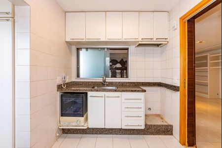 Apartamento para alugar com 96m², 3 quartos e 2 vagasCozinha