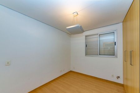 Apartamento para alugar com 96m², 3 quartos e 2 vagasQuarto 2