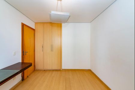 Apartamento para alugar com 96m², 3 quartos e 2 vagasQuarto 3