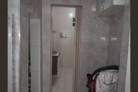 Casa à venda com 5 quartos, 250m² em Jardim Tupanci, Barueri