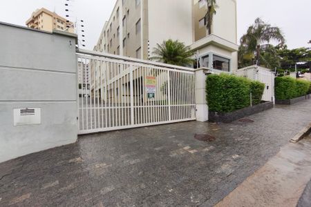 Apartamento para alugar com 92m², 3 quartos e 1 vagaFachada do Condomínio 