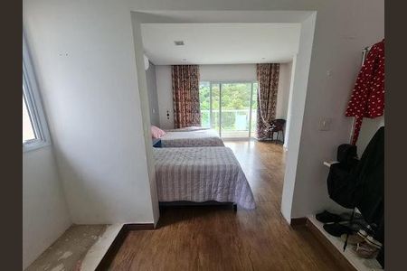 Casa à venda com 4 quartos, 426m² em Parque Sinai, Santana de Parnaíba