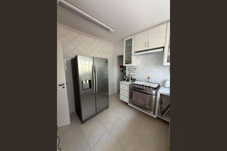 Casa à venda com 4 quartos, 360m² em Residencial Zero (Tambore), Santana de Parnaíba