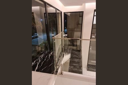 Casa à venda com 4 quartos, 520m² em Tamboré, Santana de Parnaíba