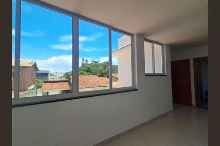 Casa à venda com 3 quartos, 181m² em Piratininga, Niterói