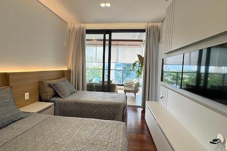 Apartamento à venda com 4 quartos, 282m² em Alphaville Industrial, Barueri