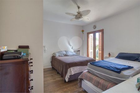 Casa à venda com 4 quartos, 320m² em Jardim Petropolis, São Paulo