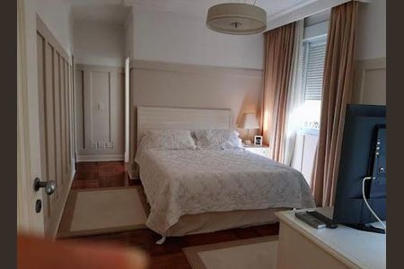 Casa à venda com 5 quartos, 963m² em Tamboré, Santana de Parnaíba