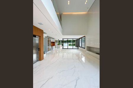 Casa à venda com 4 quartos, 430m² em Colinas da Anhanguera, Santana de Parnaíba
