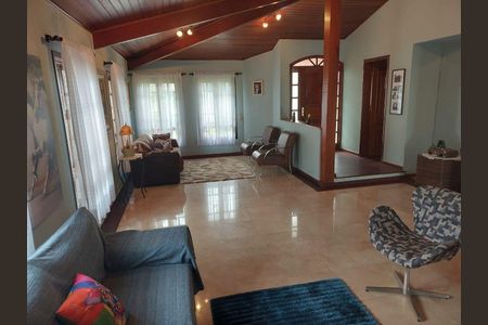 Casa à venda com 3 quartos, 345m² em Alphaville, Santana de Parnaíba