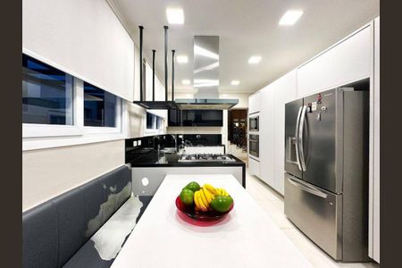 Casa à venda com 420m², 4 quartos e 6 vagas