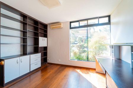 Casa à venda com 4 quartos, 538m² em Alphaville, Santana de Parnaíba