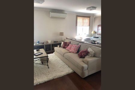 Casa de Condomínio à venda com 4 quartos, 329m² em Alphaville, Santana de Parnaíba