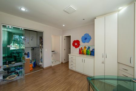 Apartamento à venda com 130m², 3 quartos e 2 vagas Apartamento à venda com 130m², 3 quartos e 2 vagasSALA