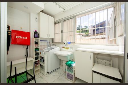 Apartamento à venda com 130m², 3 quartos e 2 vagas Apartamento à venda com 130m², 3 quartos e 2 vagasAREA DE SERVICO