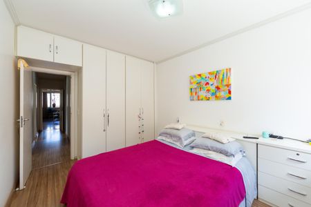 Apartamento à venda com 130m², 3 quartos e 2 vagas Apartamento à venda com 130m², 3 quartos e 2 vagasQUARTO3
