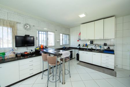 Apartamento à venda com 130m², 3 quartos e 2 vagas Apartamento à venda com 130m², 3 quartos e 2 vagasCOZINHA
