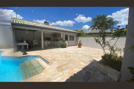 Casa de Condomínio à venda com 3 quartos, 320m² em Condomínio Centro Comercial Alphaville, Barueri