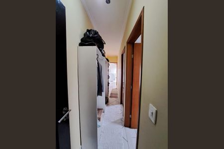 Casa à venda com 218m², 3 quartos e 2 vagasCORREDOR