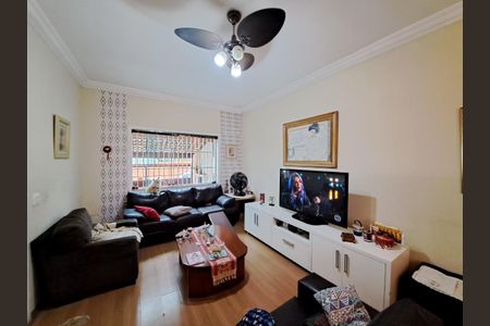 SALA de casa à venda com 3 quartos, 218m² em Vila Prudente, São Paulo