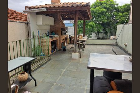 Casa à venda com 218m², 3 quartos e 2 vagasCHURRASQUEIRA