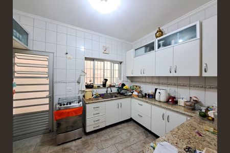 Casa à venda com 218m², 3 quartos e 2 vagasCOZINHA