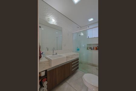 Apartamento à venda com 160m², 4 quartos e 2 vagas Apartamento à venda com 160m², 4 quartos e 2 vagasBanheiro