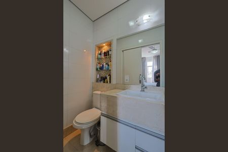 Apartamento à venda com 160m², 4 quartos e 2 vagas Apartamento à venda com 160m², 4 quartos e 2 vagasBanheiro da Suíte