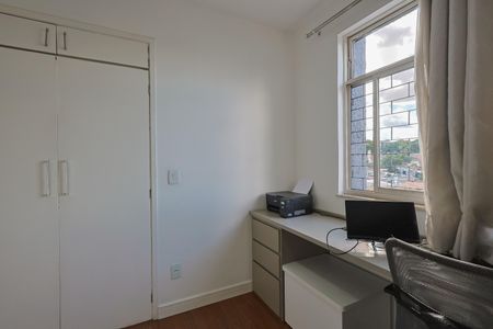 Apartamento à venda com 160m², 4 quartos e 2 vagas Apartamento à venda com 160m², 4 quartos e 2 vagasQuarto 1